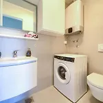 Crystal Aura Apartament