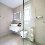 Apartament Crystal Aura