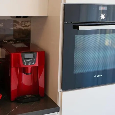 Apartment Crystal Aura