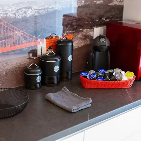 Crystal Aura Malinska